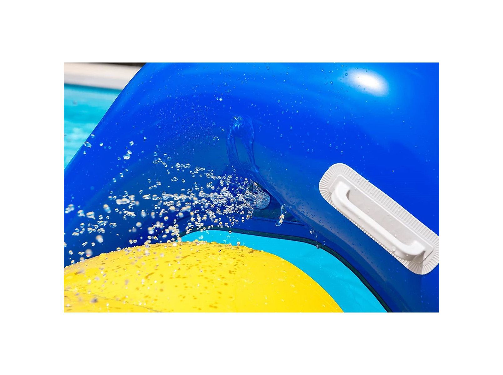 ESCORREGA GIGANTE INSUFL&Aacute;VEL PARA PISCINA BESTWAY 247X124X100CM image number 4