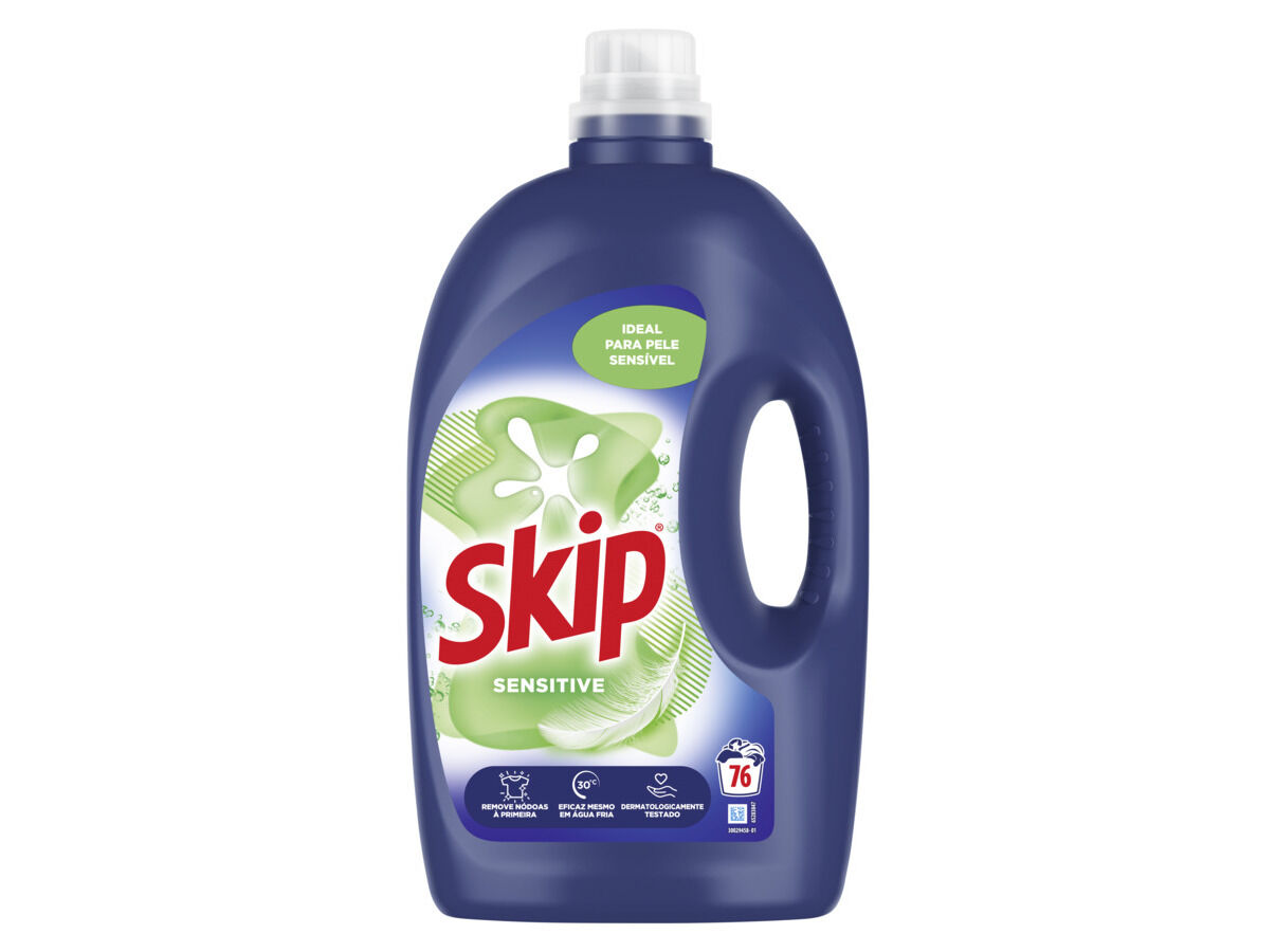 DETERGENTE ROUPA M&Aacute;QUINA LIQU&Iacute;DO SKIP SENSITIVE 76D image number 0