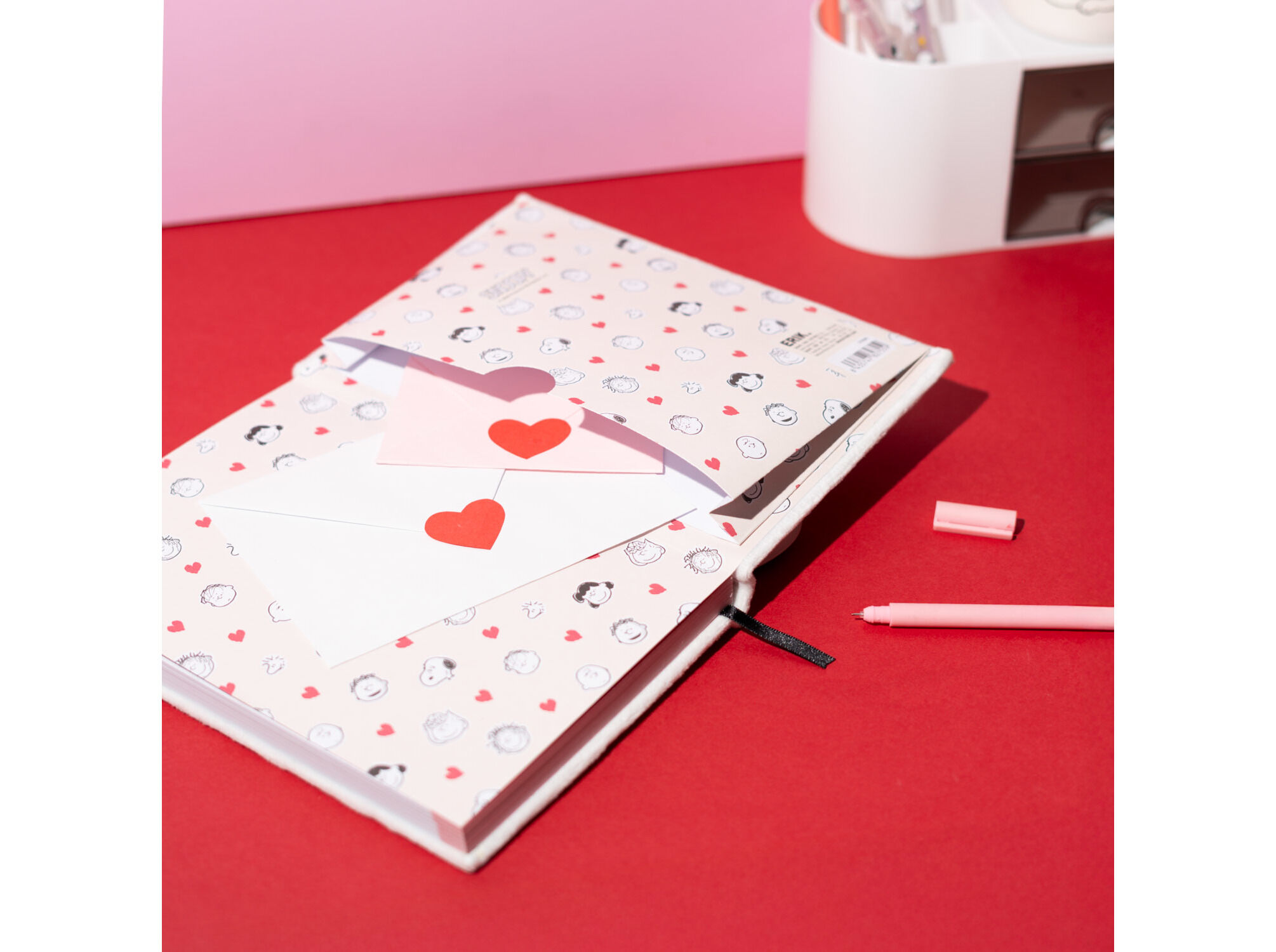 CADERNO A5 SNOOPY CAPA DE PEL&Uacute;CIA image number 3