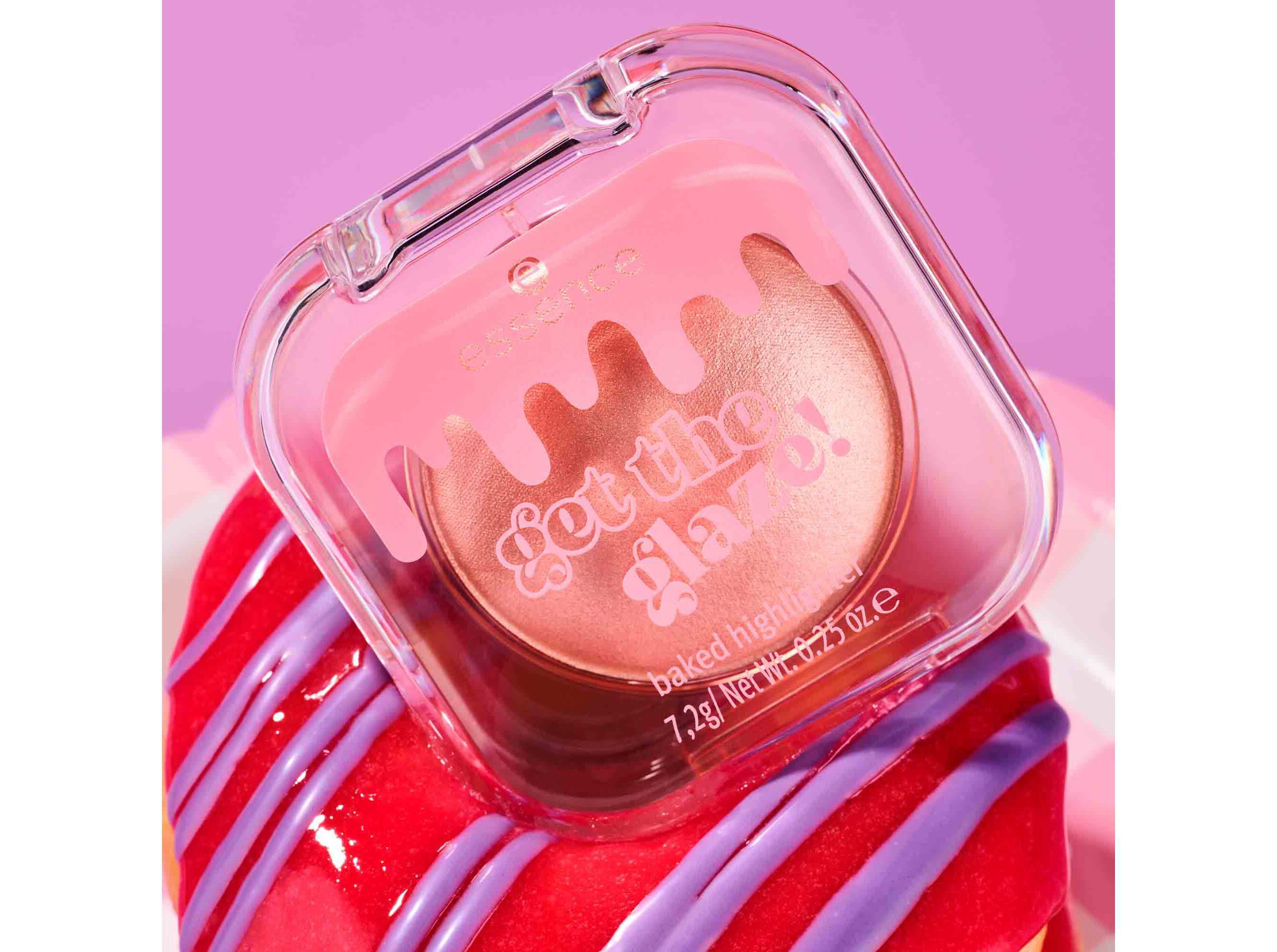 ILUMINADOR ESSENCE BAKED HIGHLIGHTER 01 image number 2