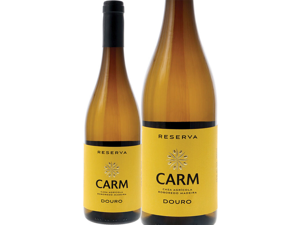 VINHO BRANCO CARM RESERVA 0.75L image number 0