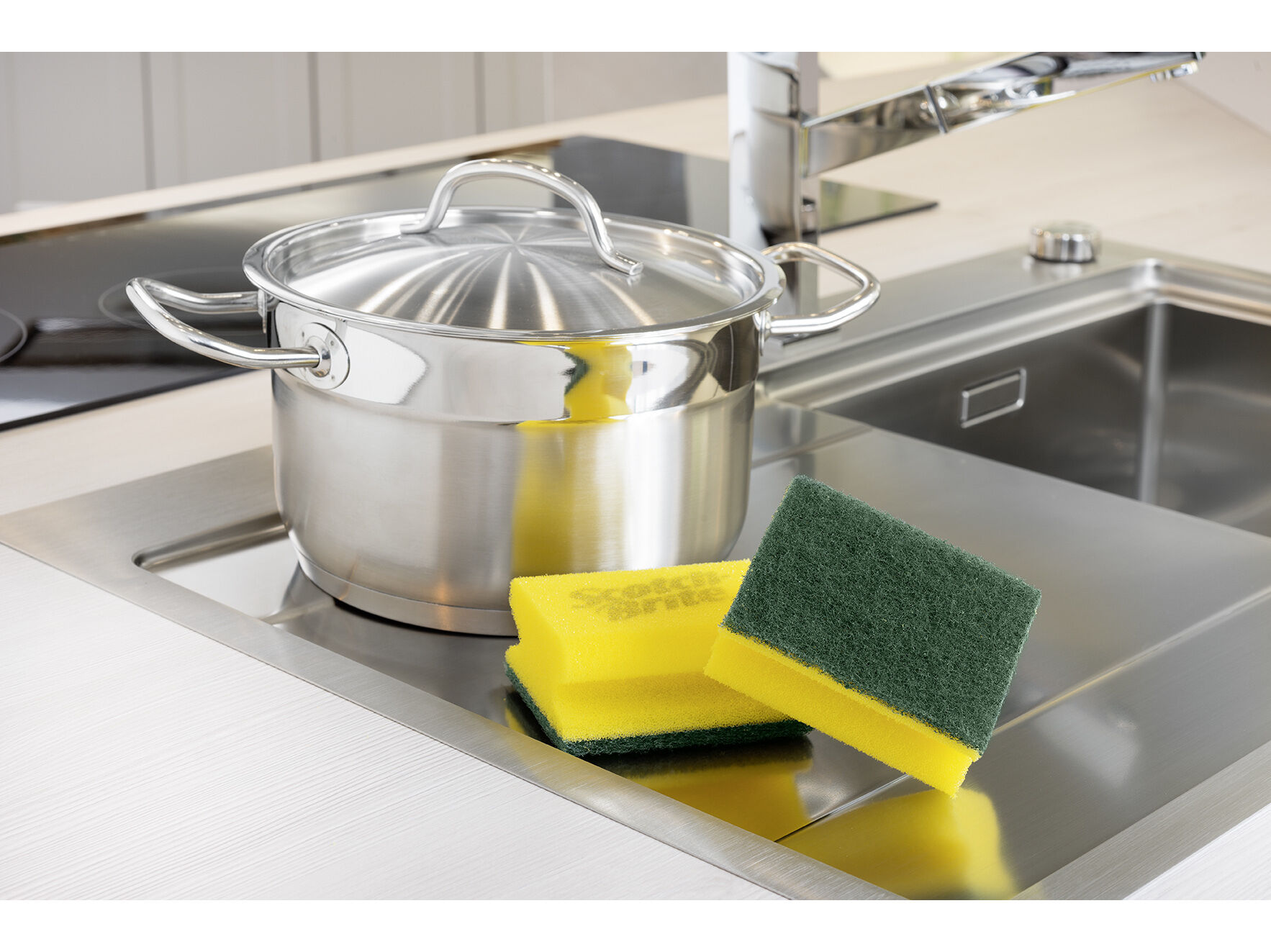 ESFREG&Atilde;O SCOTCH BRITE SALVA UNHAS FIBRA VERDE PACK 2UN image number 1