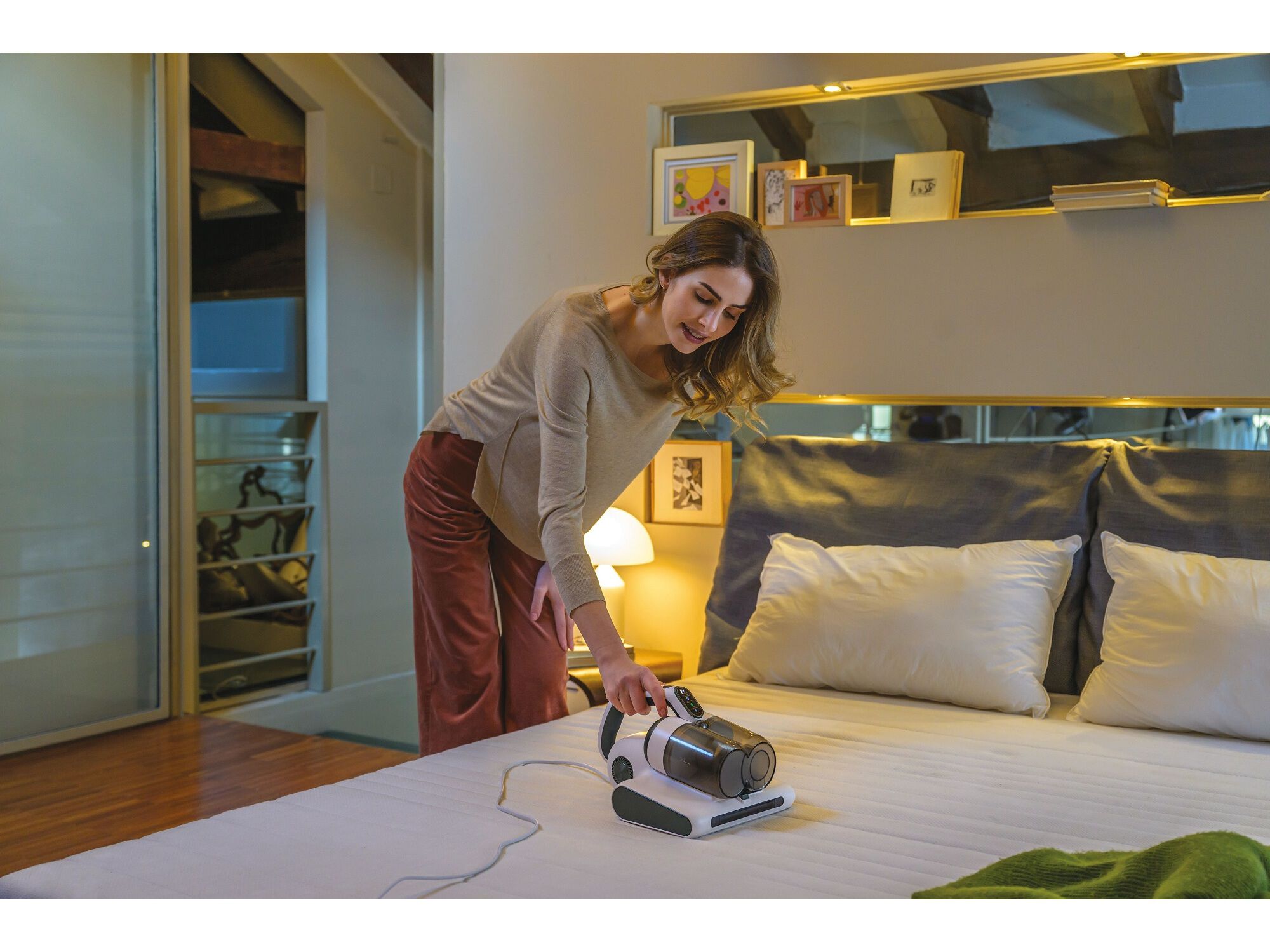 ASPIRADOR DE COLCH&Otilde;ES HOOVER HMC510UV 011 L&Acirc;MPADA UV image number 12