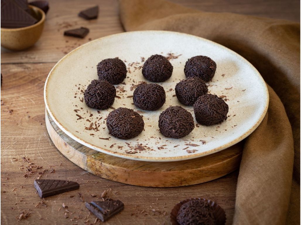 BRIGADEIROS DE CACAU 120G image number 2