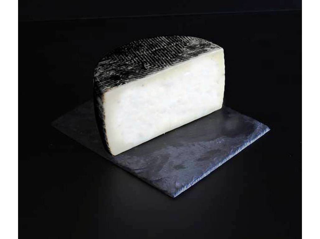 QUEIJO MISTURA IB&Eacute;RICO CUEVAS DEL CAMPO KG image number 1