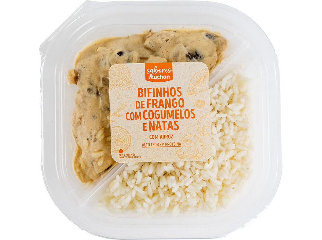 BIFINHOS DE FRANGO COM COGUMELOS E NATAS COM ARROZ SABORES AUCHAN 300 G