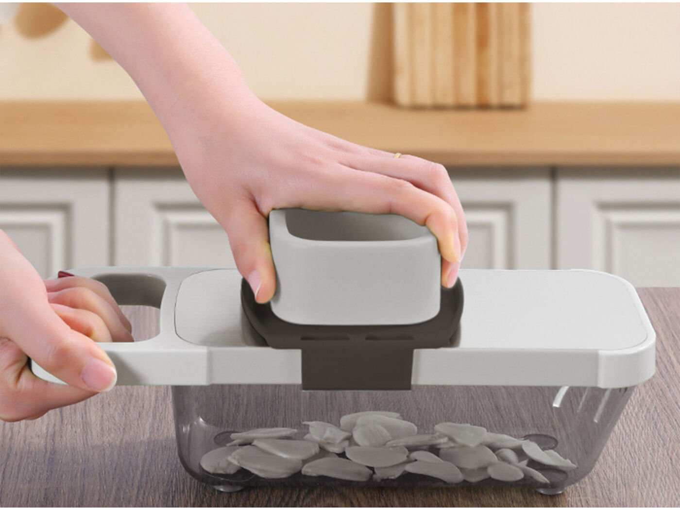 CORTADOR PARA VEGETAIS JOMAFE MULTIFUN&Ccedil;&Otilde;ES COM 5 L&Acirc;MINAS