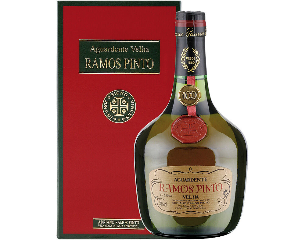 AGUARDENTE VELHA RAMOS PINTO CAIXA DE CARTAO 0.70L image number 0
