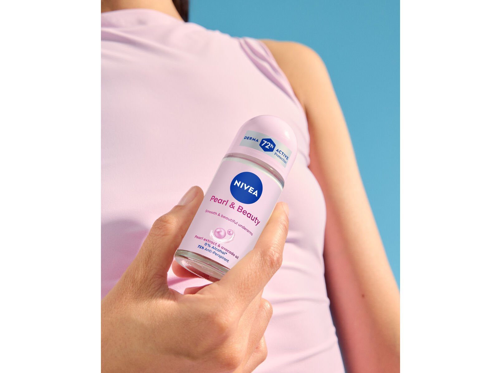 DESODORIZANTE NIVEA ROLL-ON PEARL & BEAUTY 50 ML image number 2
