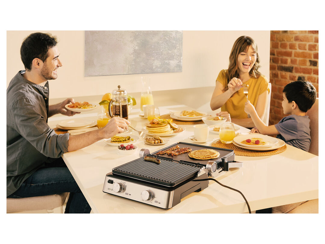 GRELHADOR DE PLACAS BRAUN CG7020 INOX 2000W image number 5