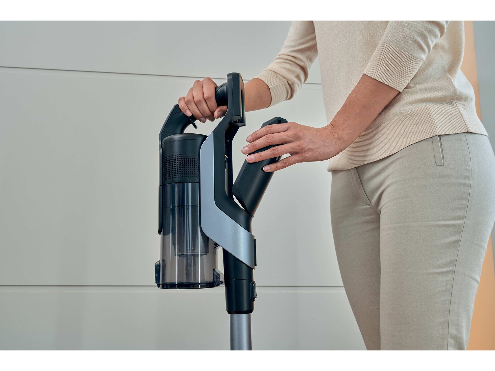 ASPIRADOR VERTICAL HOOVER HF610H 011 HF6 HOME ALL FLOOR image number 25