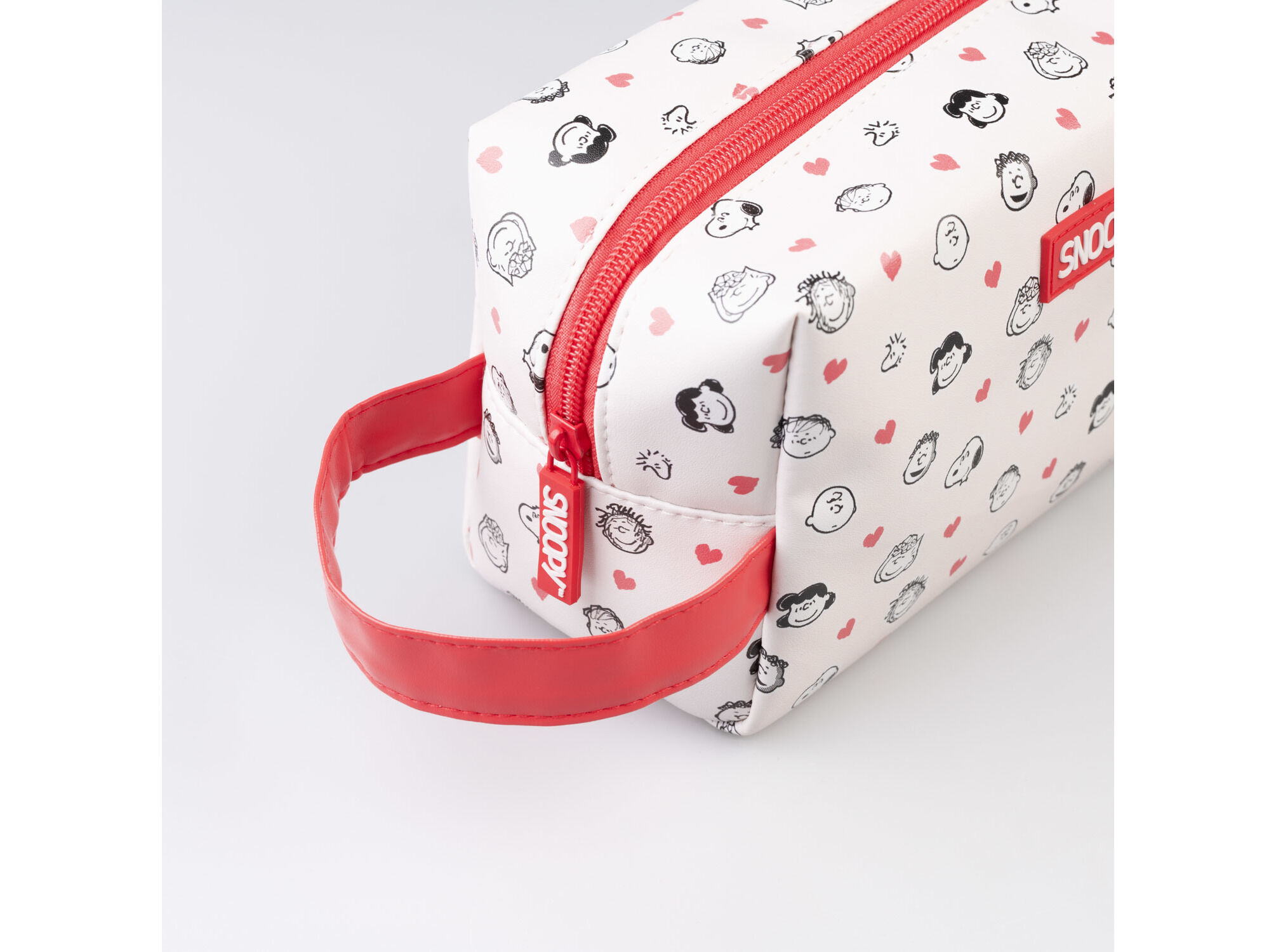 NECESSAIRE SNOOPY LOVE SEASON image number 1