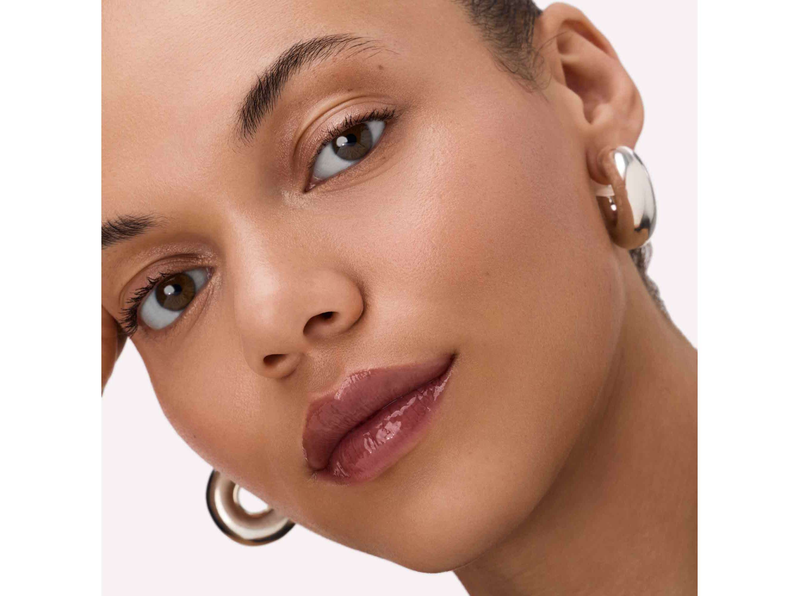 B&Aacute;LSAMO DE L&Aacute;BIOS CATRICE PEPTIDE BLISS GLOSSY 050 10ML image number 3