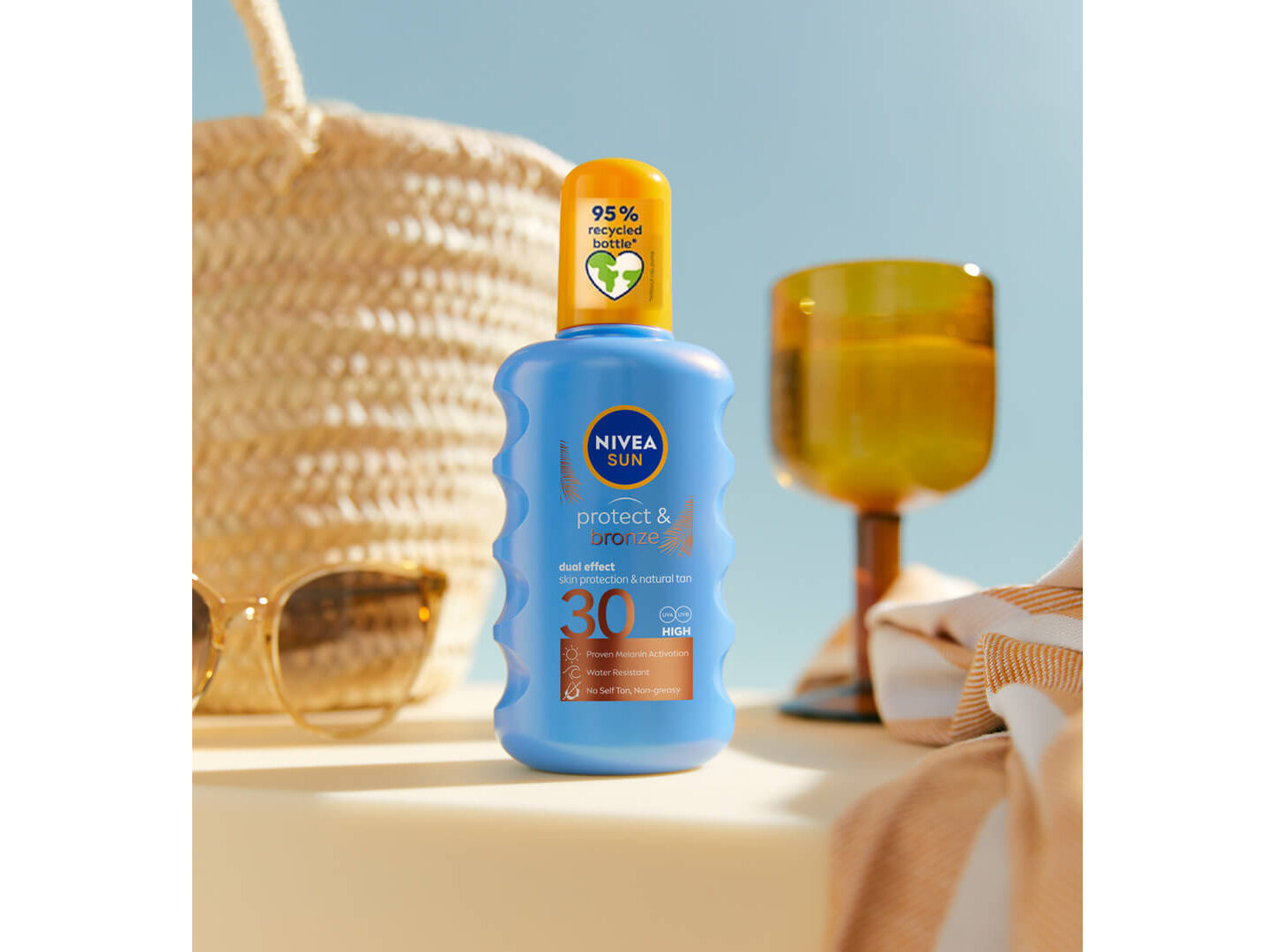 PROTETOR SOLAR BRONZEADO NATURAL SPRAY FP30 PROTECT & BRONZE NIVEA SUN 200 ML image number 1