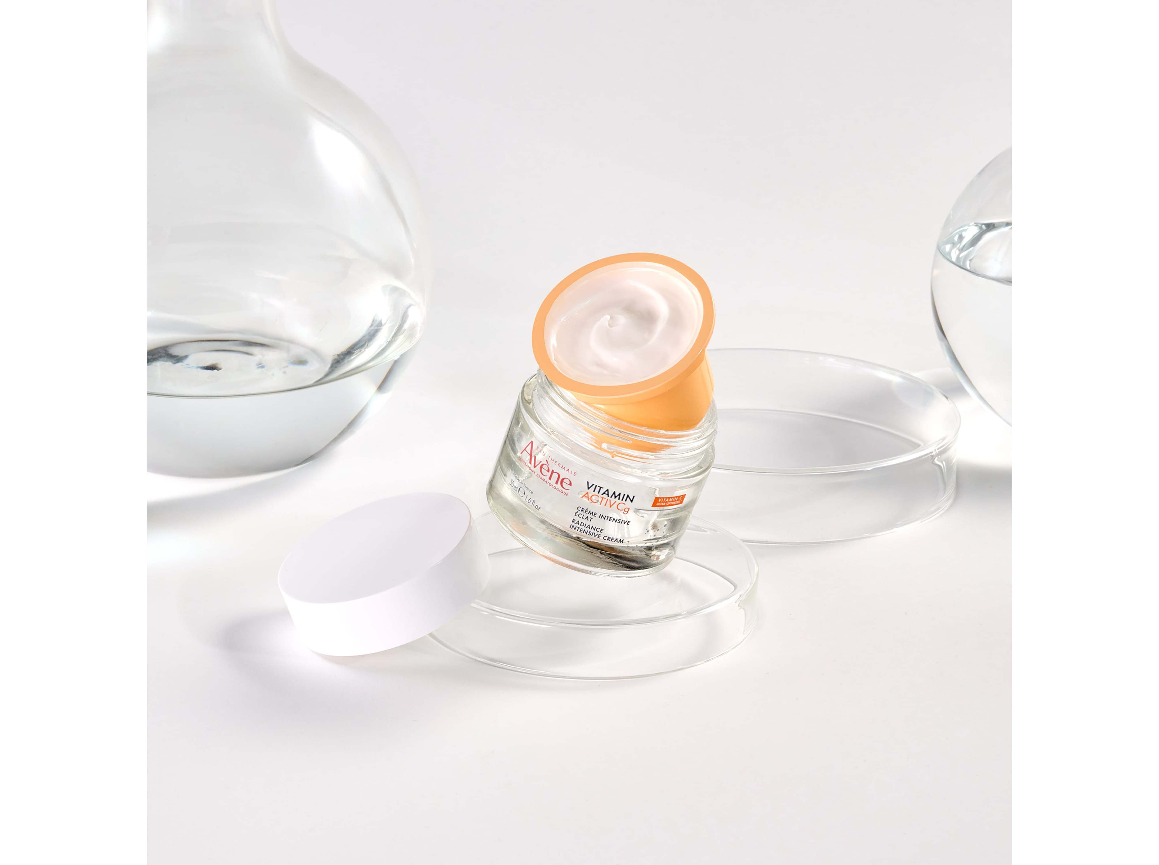 CREME ROSTO AVENE VITAMIN ACT CG CR RECARGA 50ML image number 1