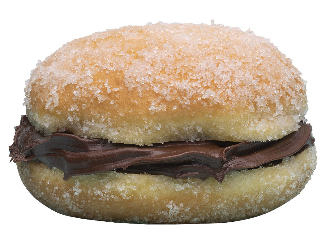 BOLA DE BERLIM COM CHOCOLATE DE AVEL&Atilde; UN