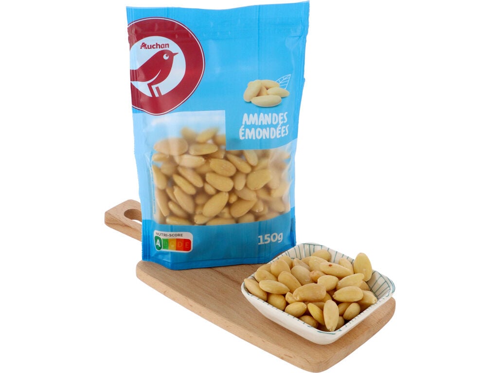 MIOLO DE AMENDOA AUCHAN CRU SEM PELE 150 G image number 0