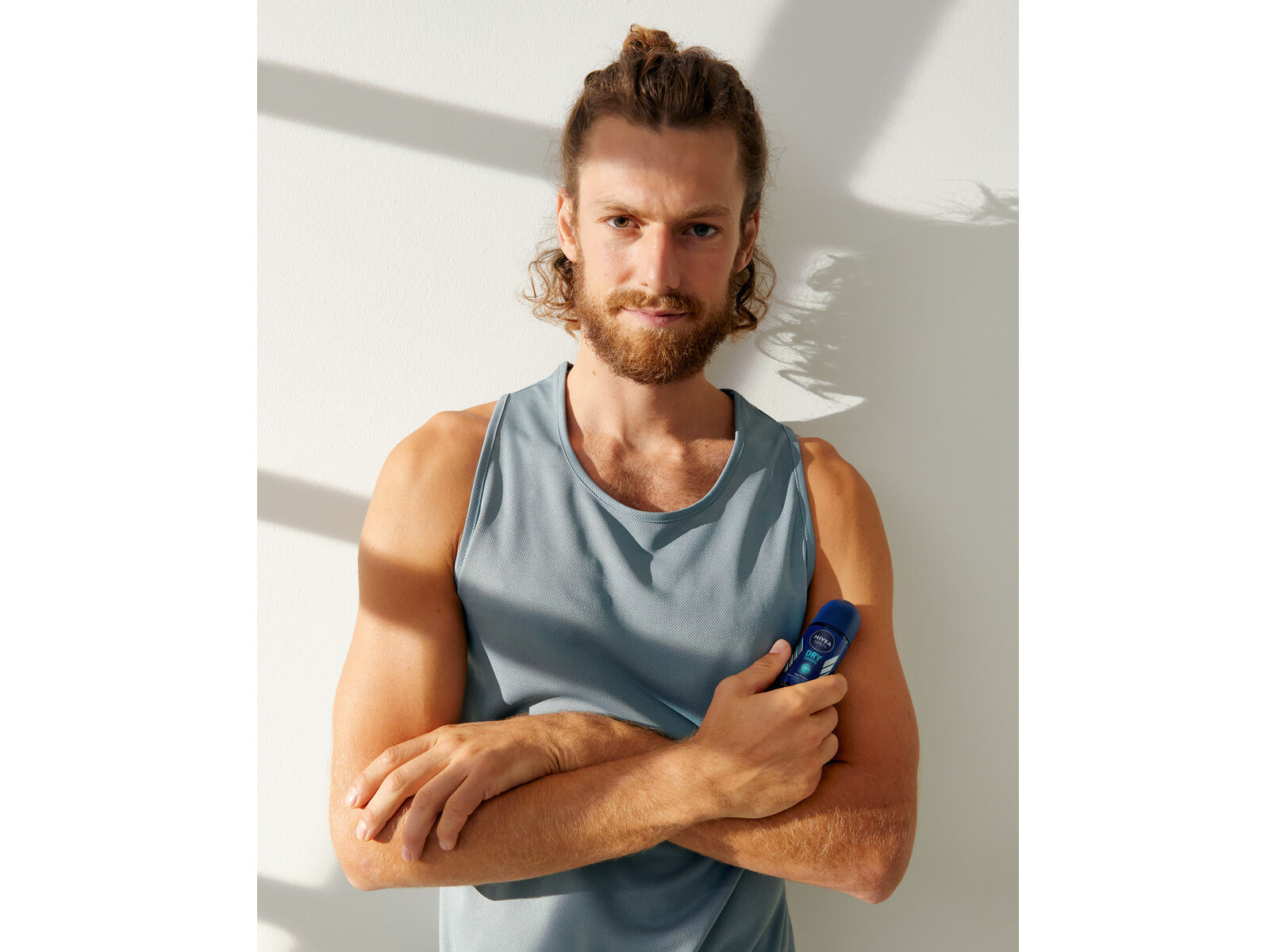 DESODORIZANTE ROLL-ON DRY FRESH NIVEA MEN 50 ML image number 1