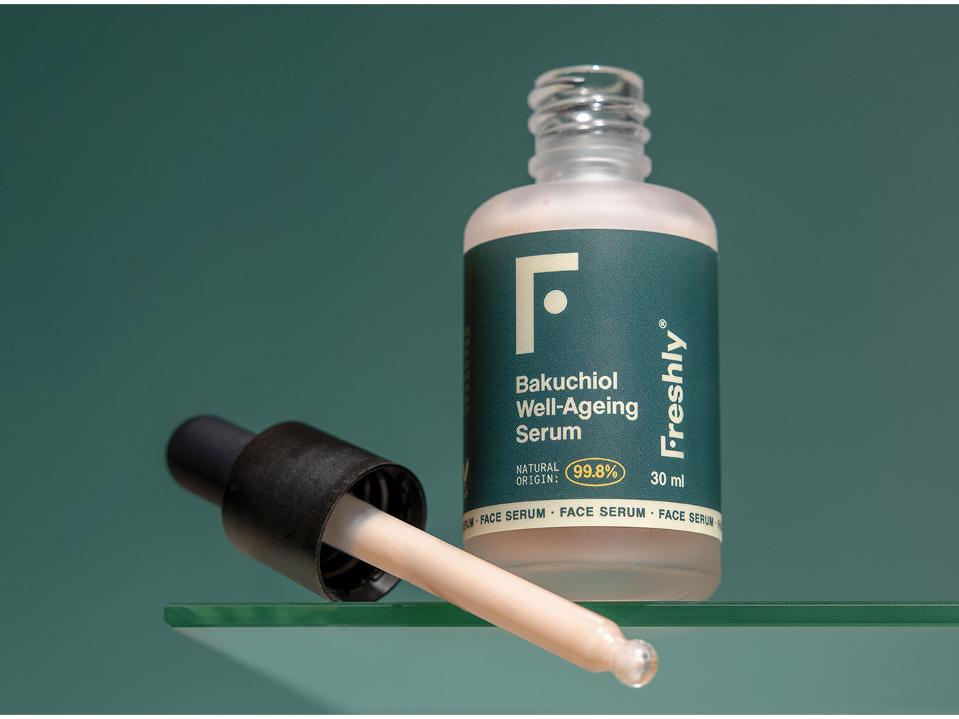 S&Eacute;RUM FRESHLY WELL-AGEING BAKUCHIOL 30ML image number 2