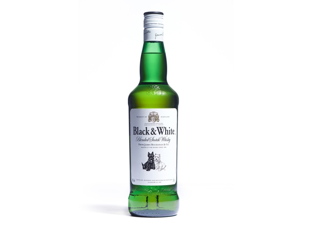 Whisky novo black & white 0.70l